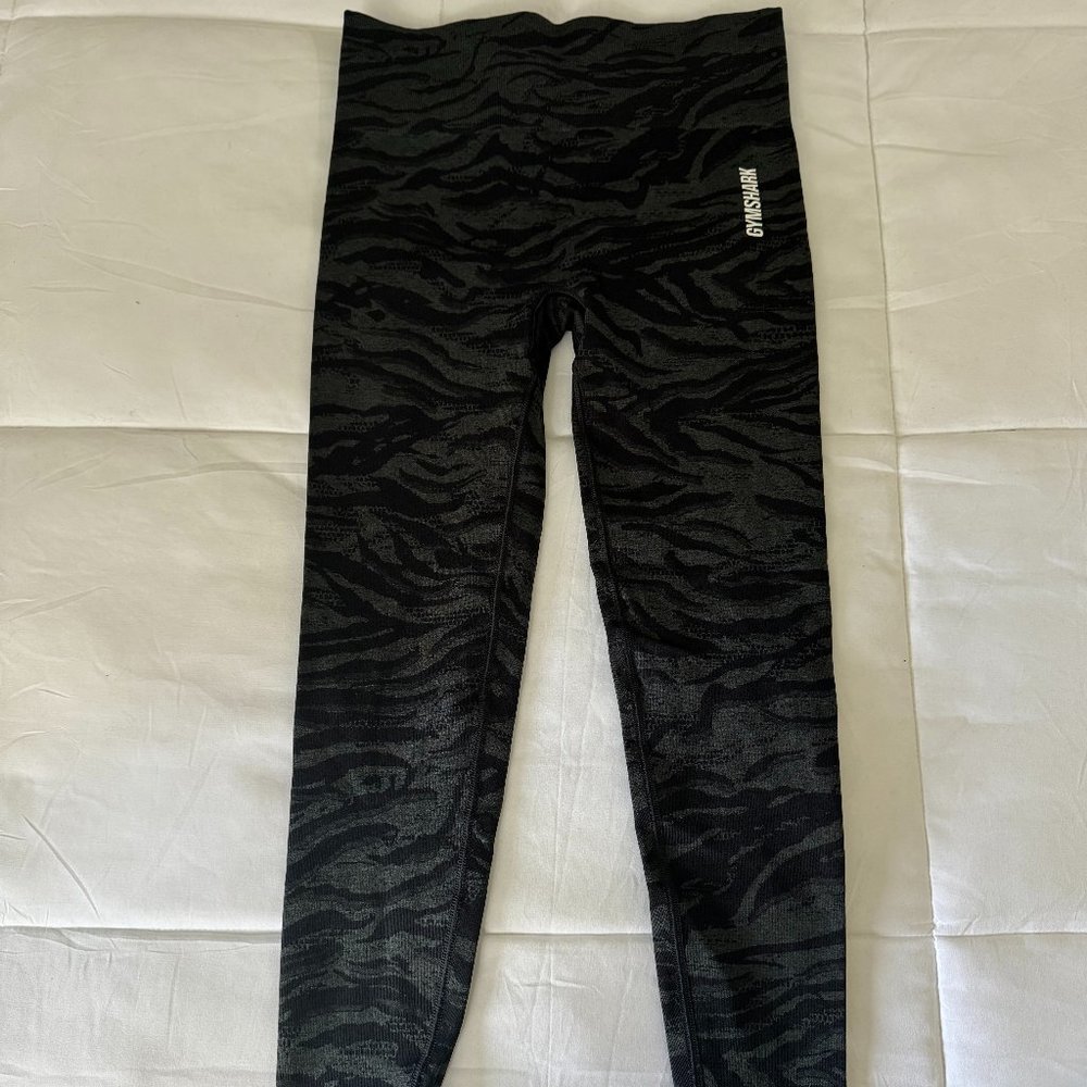 Gym Shark Black & Grey Camo Leggings - Size M
